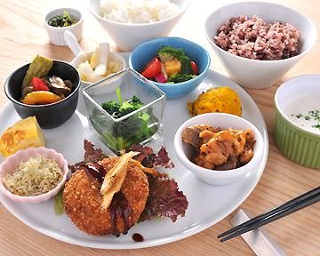 0039 ランチ Menu メニュー 食と人をつないで新しい価値を創り出す Agri